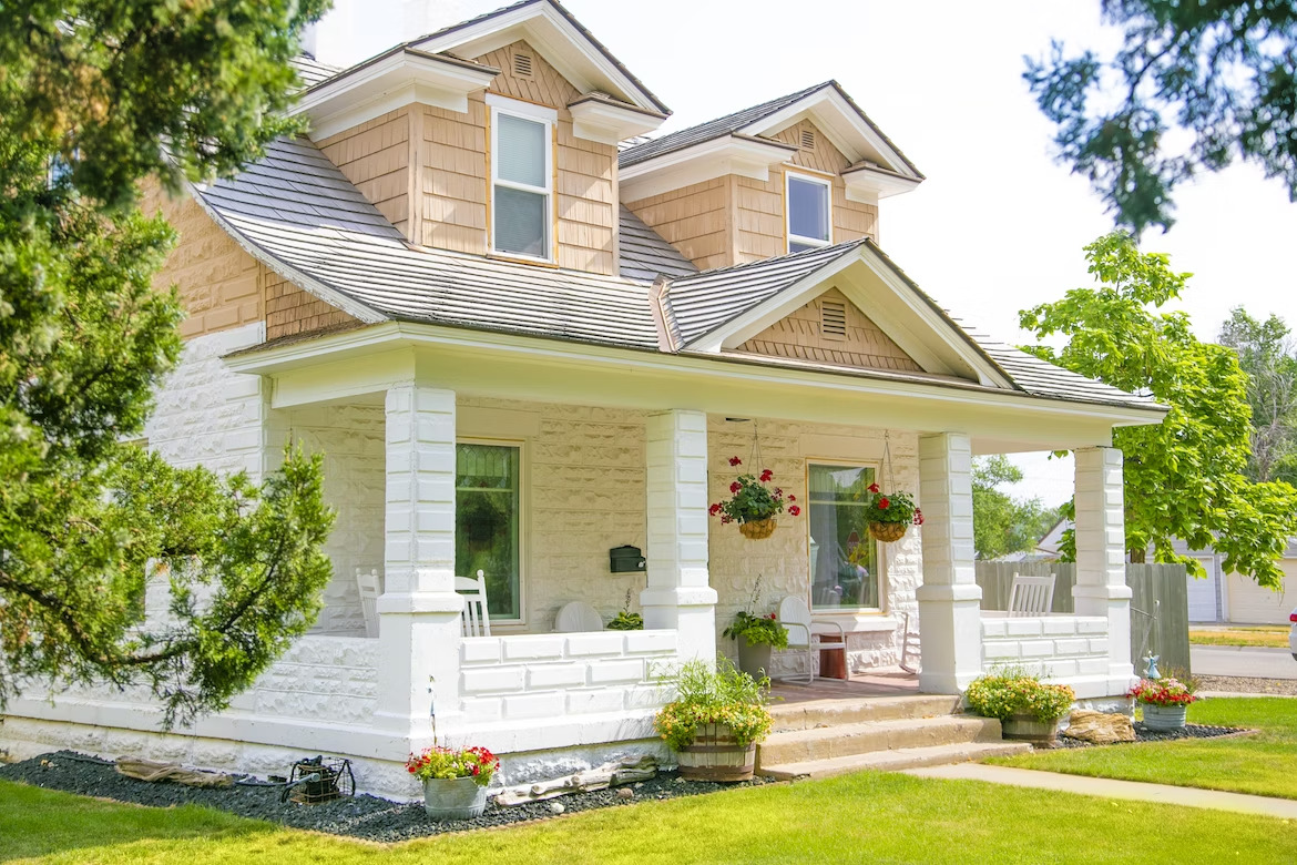 idyllic second home in Canada